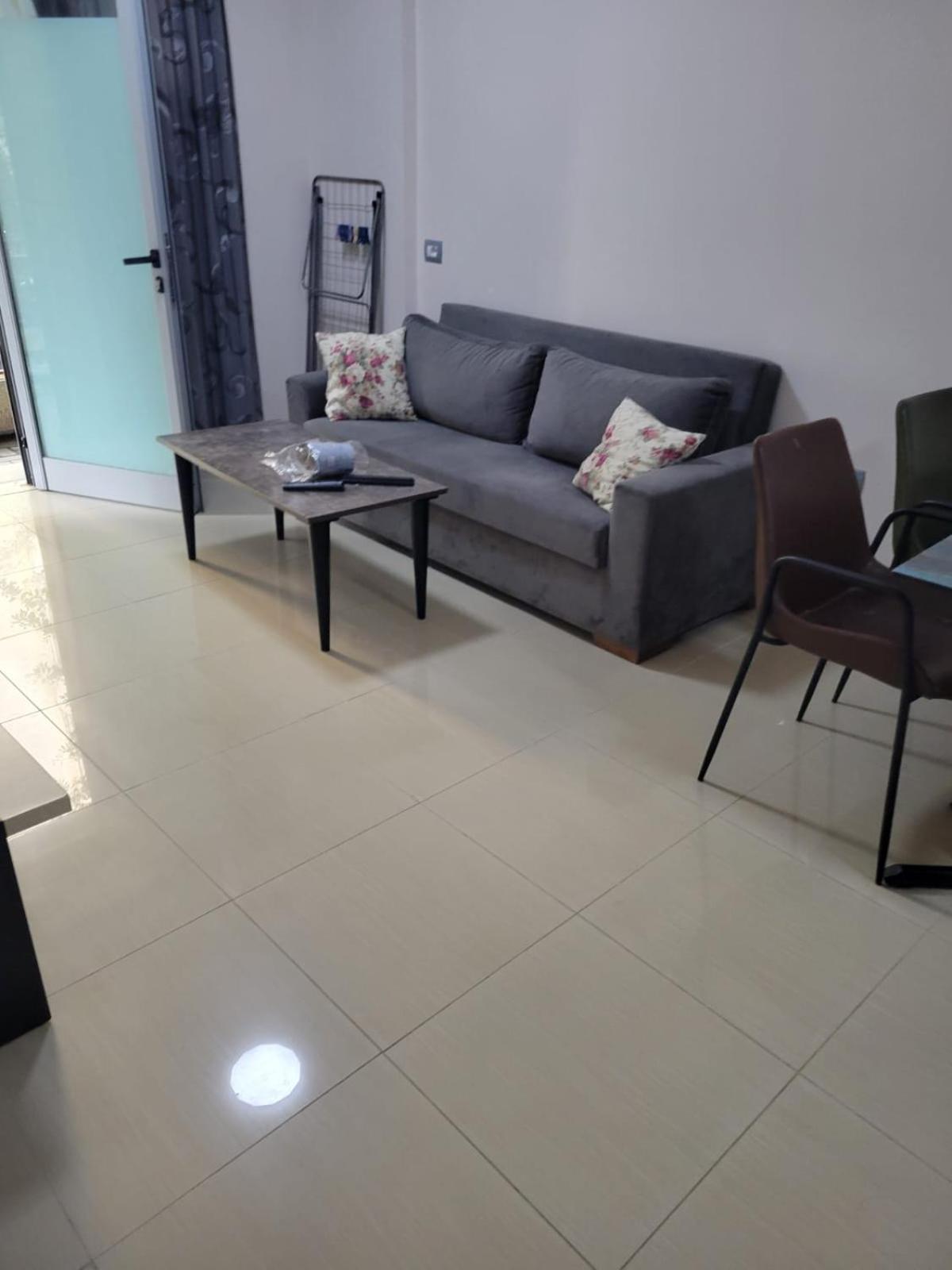 Ami Apartment